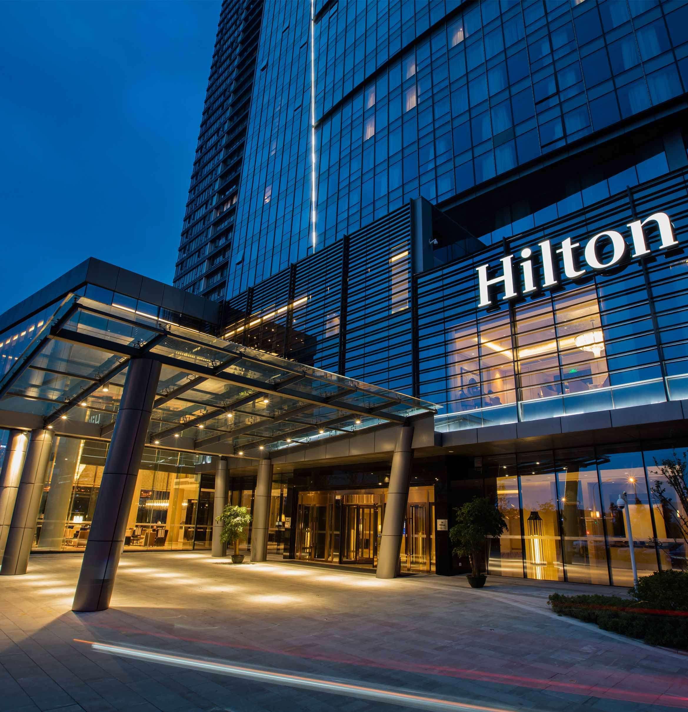Hilton Wuhan Yangtze Riverside Eksteriør billede